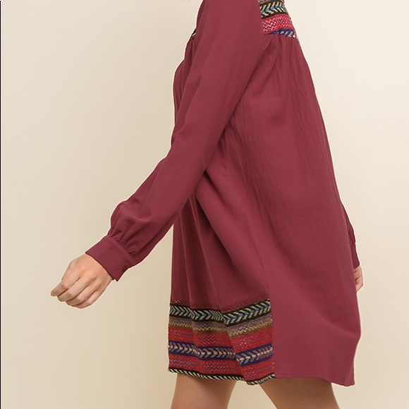 🆕Umgee Fall 2019 Aztec Embroidered Detailed Dress - Picture 4 of 7